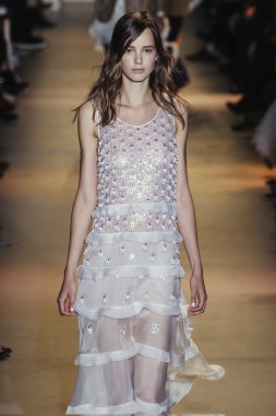 John Galliano gösteri 