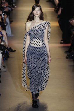 John Galliano gösteri 