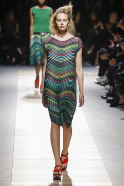 Issey Miyake gösterisi 