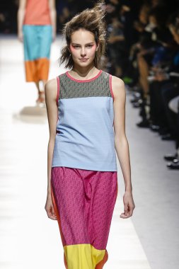 Issey Miyake gösterisi 