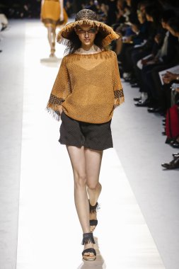 Issey Miyake gösterisi 