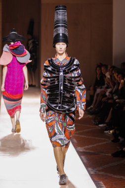 Junya Watanabe gösterisi