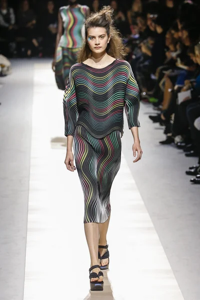 Issey Miyake spettacolo — Foto Stock