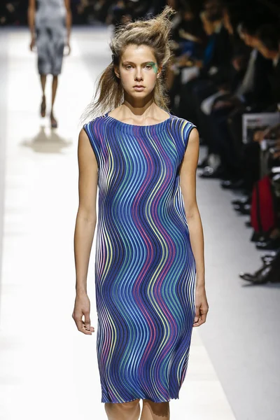 Issey Miyake show — Stock Photo, Image