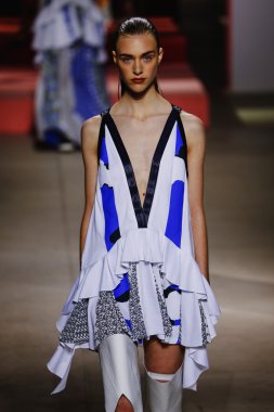 Paris Moda Haftası kapsamında Kenzo gösterisi 