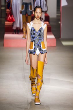 Paris Moda Haftası kapsamında Kenzo gösterisi 