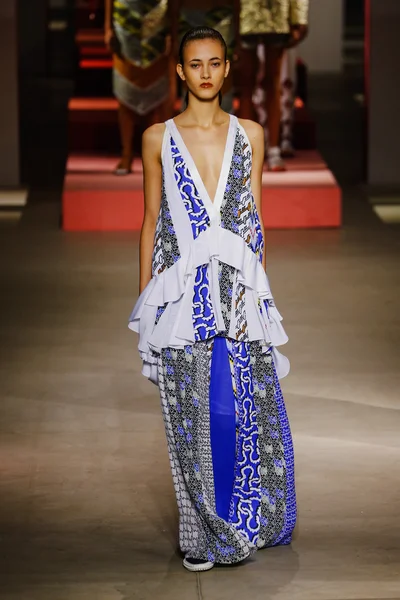 Kenzo show som en del av Paris Fashion Week — Stockfoto