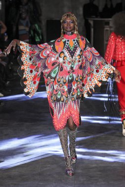 Manish Arora gösterisi 