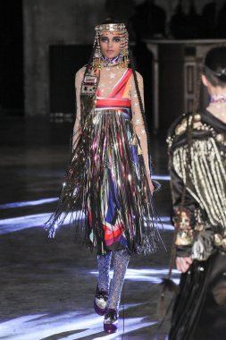 Manish Arora gösterisi 