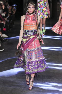 Manish Arora gösterisi 