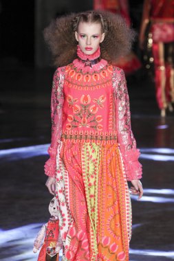 Manish Arora gösterisi 