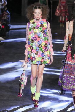 Manish Arora gösterisi 