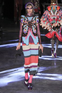 Manish Arora gösterisi 