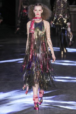 Manish Arora gösterisi 