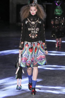 Manish Arora gösterisi 