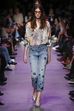 Paul ve Joe gösterisi 