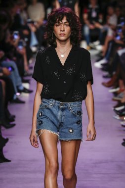 Paul ve Joe gösterisi 