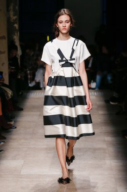 Rochas Paris Fashion Week kapsamında göster