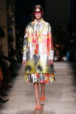 Rochas Paris Fashion Week kapsamında göster