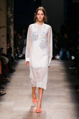 Rochas Paris Fashion Week kapsamında göster
