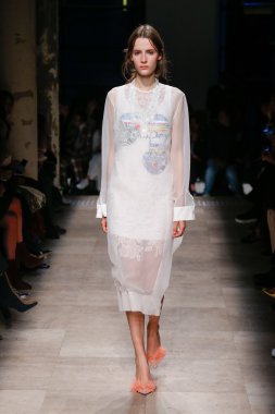Rochas Paris Fashion Week kapsamında göster