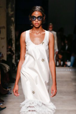 Rochas Paris Fashion Week kapsamında göster