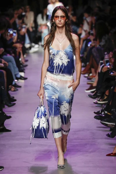 Paul ve Joe gösterisi 