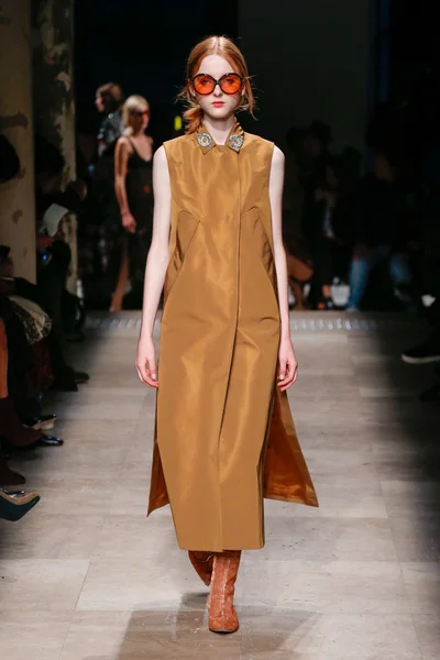 Rochas show as part of the Paris Fashion Week — Stock Photo, Image