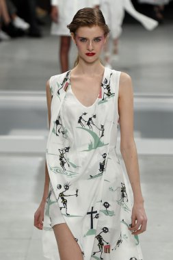 Paris Moda Haftası kapsamında Çağlayan gösterisi