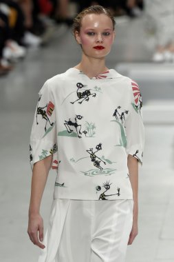 Paris Moda Haftası kapsamında Çağlayan gösterisi