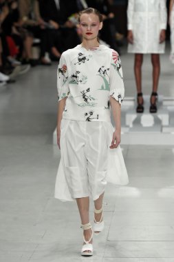 Paris Moda Haftası kapsamında Çağlayan gösterisi