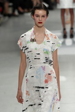 Paris Moda Haftası kapsamında Çağlayan gösterisi