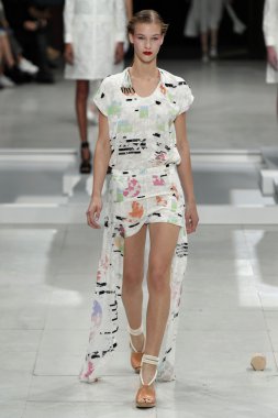 Paris Moda Haftası kapsamında Çağlayan gösterisi