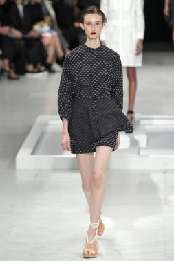 Paris Moda Haftası kapsamında Çağlayan gösterisi