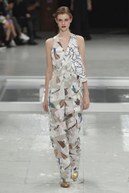 Paris Moda Haftası kapsamında Çağlayan gösterisi