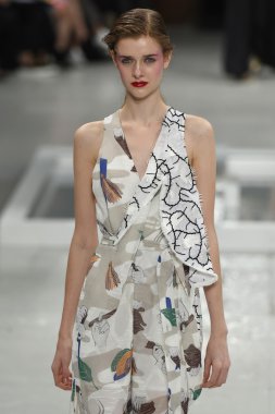 Paris Moda Haftası kapsamında Çağlayan gösterisi