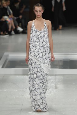 Paris Moda Haftası kapsamında Çağlayan gösterisi