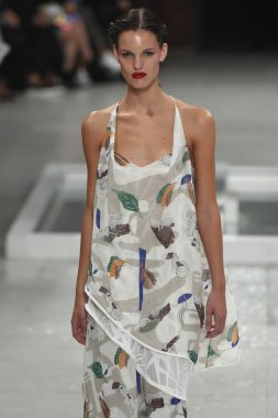 Paris Moda Haftası kapsamında Çağlayan gösterisi