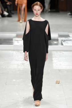 Paris Moda Haftası kapsamında Çağlayan gösterisi