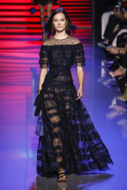 Elie Saab show
