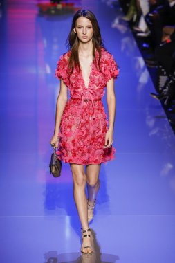 Elie Saab show