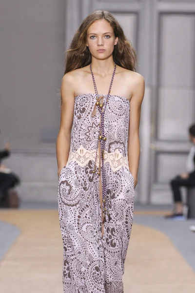 Chloe show as part of the Paris Fashion Week — Stockfoto