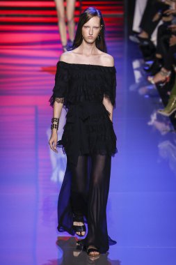Elie Saab show