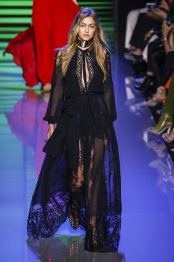 Elie Saab show