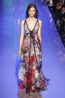 Elie Saab show