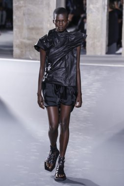 Rick Owens gösterisi 