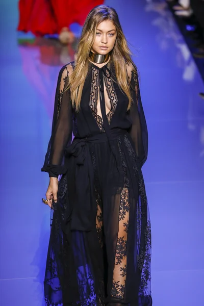 Elie Saab show — Stock Photo, Image