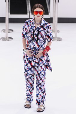 Chanel gösterisi olarak Paris moda haftası