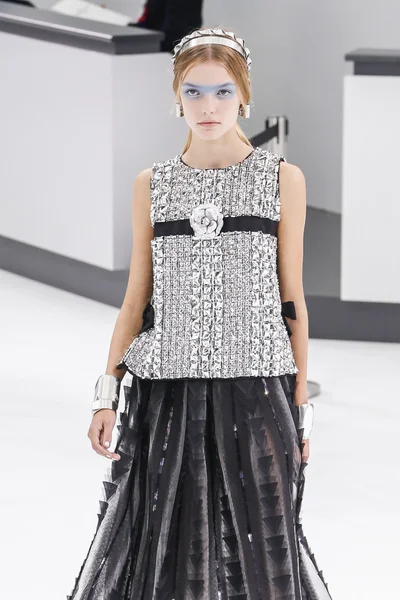 Chanel show como parte de la Semana de la Moda de París —  Fotos de Stock