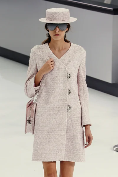 Chanel show como parte de la Semana de la Moda de París — Foto de Stock